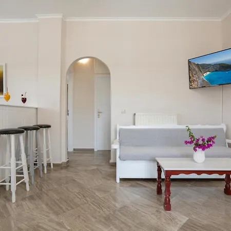 Apartment Elena Hara